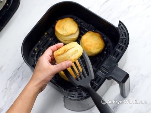 Finished biscuits in air fryer