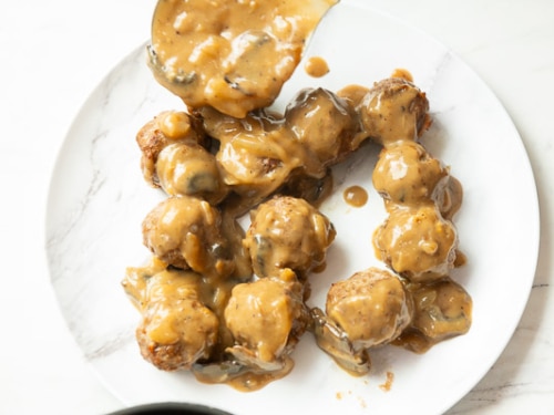 gravy on top of meatballs
