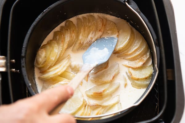 Delicious Air Fryer Scalloped Potatoes: Unleashing Holiday Magic