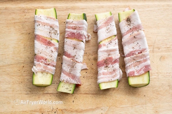 black pepper on bacon