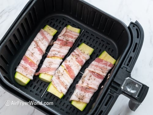 zucchini in air fryer basket