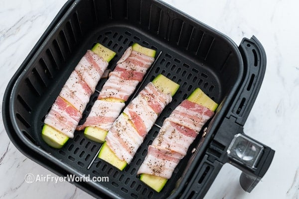 zucchini in air fryer basket