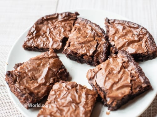 cut brownies