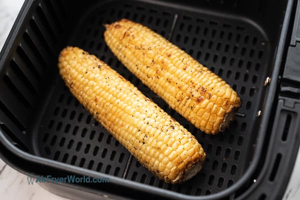 cooked corn on the cob in air fryer basket