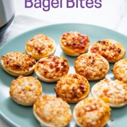 Air fryer bagel bites on plate