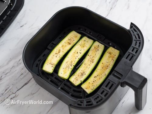 zucchini in air fryer basket