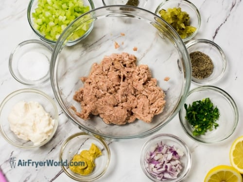 Tuna filling ingredients in bowls